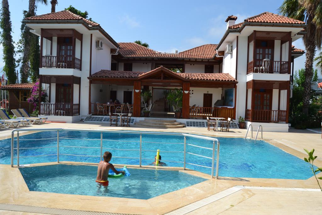 Palma Rosa Frühstückspension 3*